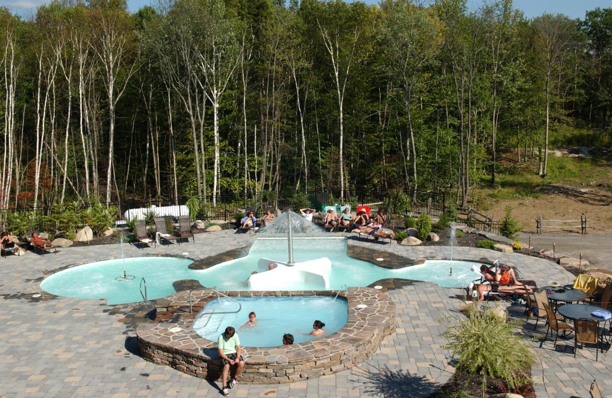 Cap Tremblant Mountain Resort Монт-Тремблант Екстериор снимка