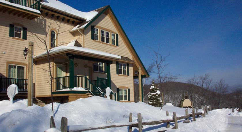 Cap Tremblant Mountain Resort Монт-Тремблант Екстериор снимка