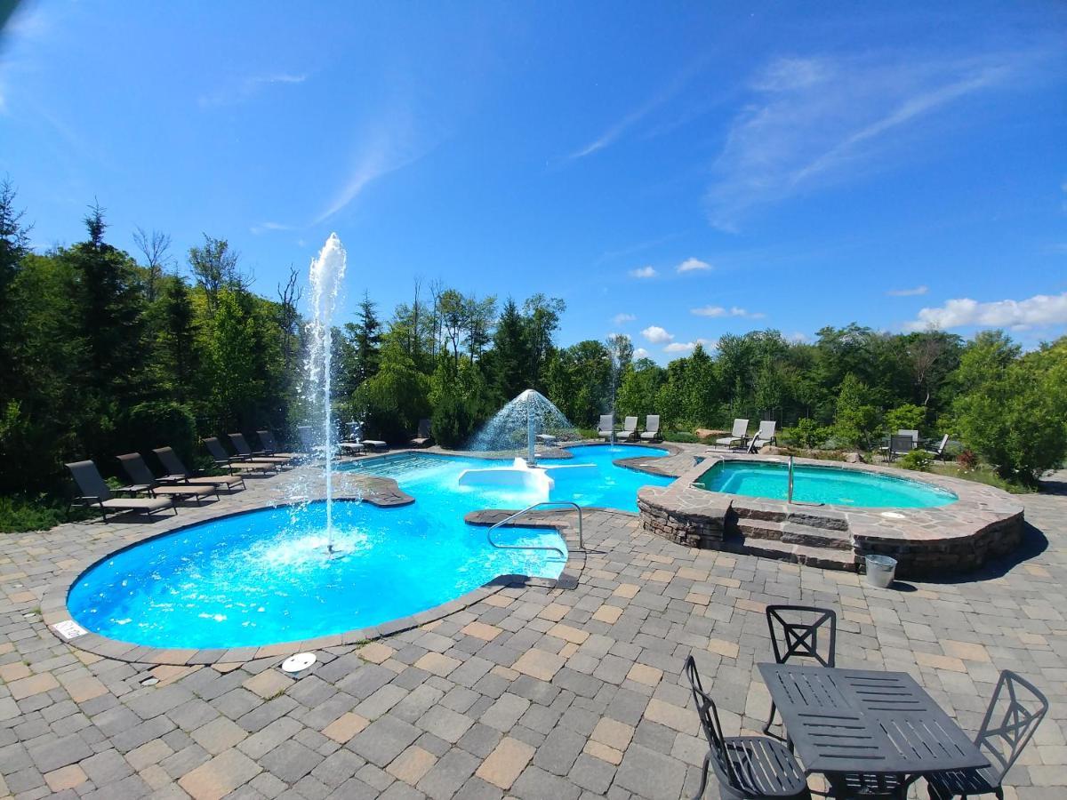 Cap Tremblant Mountain Resort Монт-Тремблант Екстериор снимка